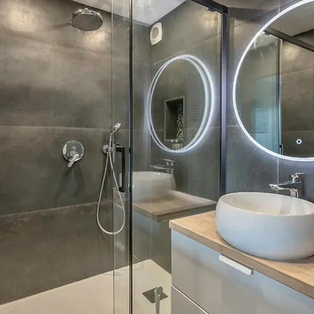 Appartement Cosy, Balcon, Plancha & Parking - 4 Pers *
